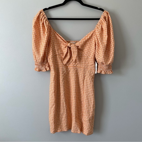 NWT Altar'd State Gingham Puff Sleeve Tie Front Mini Dress Apricot size L - Picture 7 of 14
